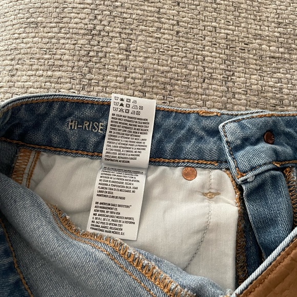 American Eagle Hi-Rise Festival Stretch Jean Shorts (4) - Picture 7 of 8